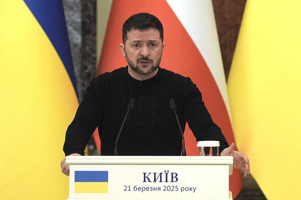 皇冠信用網代理怎么申请_泽连斯基：愿与普京进行会晤皇冠信用網代理怎么申请，不希望美方退出谈判！消息人士：俄方停火条件包括北约“书面”保证不东扩