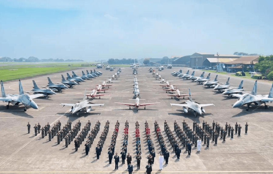 welcome皇冠注册
_美媒:美国制裁又帮中国办好事了welcome皇冠注册
,歼-10将拿下史上最大军售大单