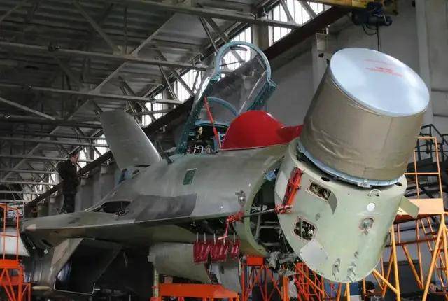 皇冠賬號註冊
_三代同堂皇冠賬號註冊
!央视首次出现歼-11、歼-11BS、歼-11BG同框画面