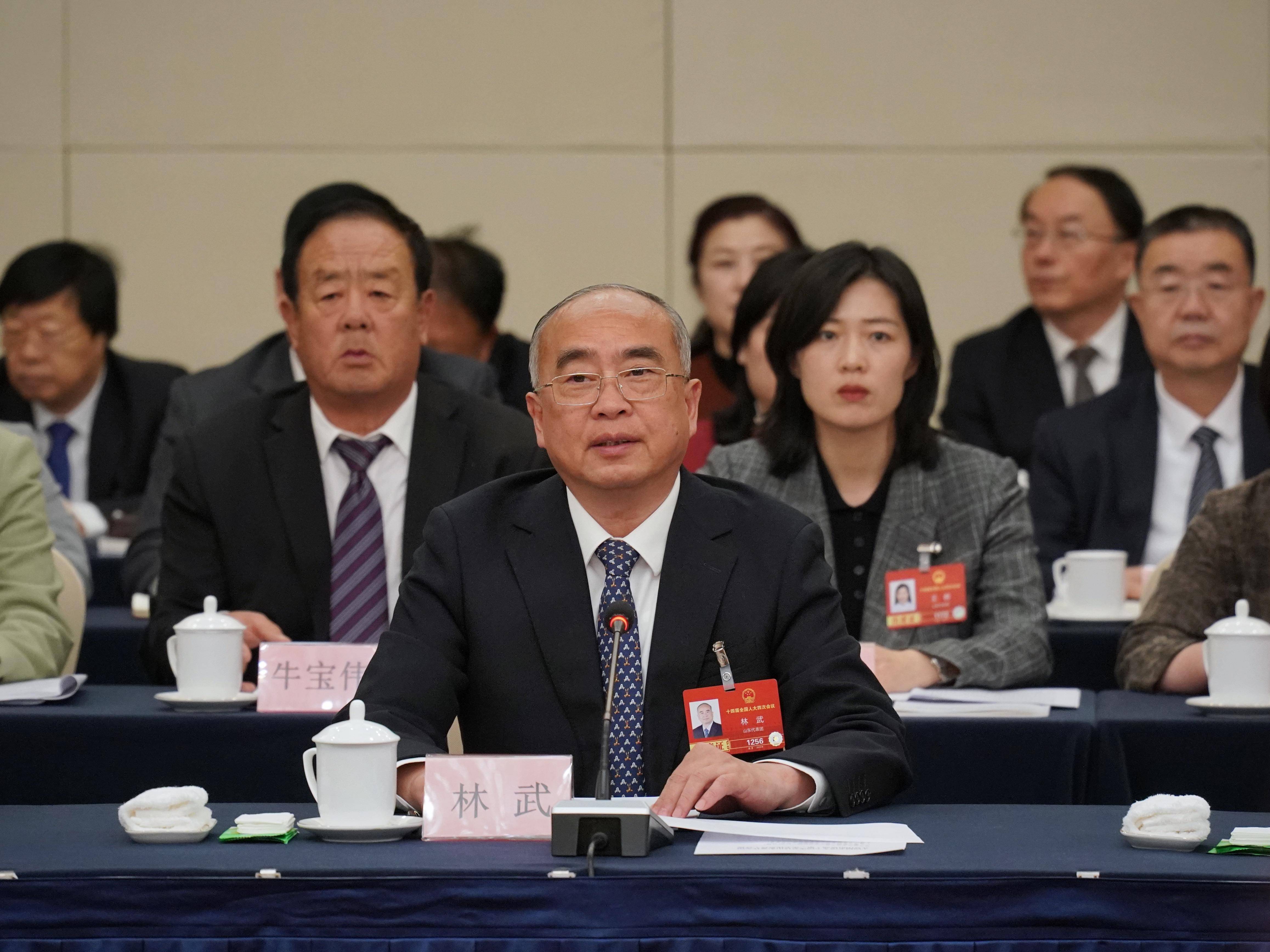 出租彩票网站 _山东省委书记林武:将以真金白银投入激发群众消费需求